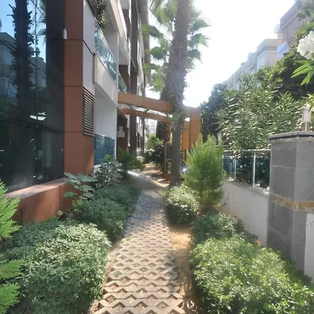 Cozy Dublex 2+1 Apartment In Cleopatra Beach Алания
